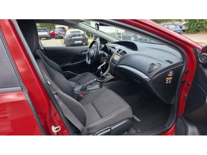 honda-civic-tourer-1-8-elegance-383290_1278908_7