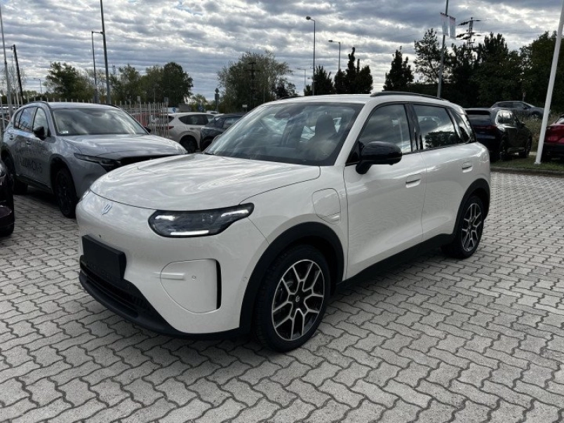 LEAPMOTOR B03X