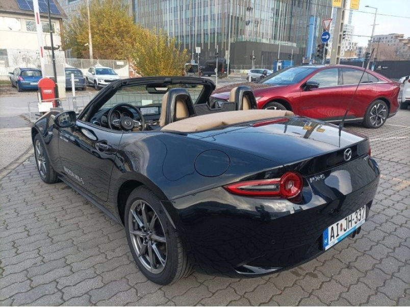 mazda-mx-5-1-5i-skyactiv-kazari-magyarorszagon-vasarolt-vezetett-szervizkonyves-keves-km-afa-s-108510_1336117_18