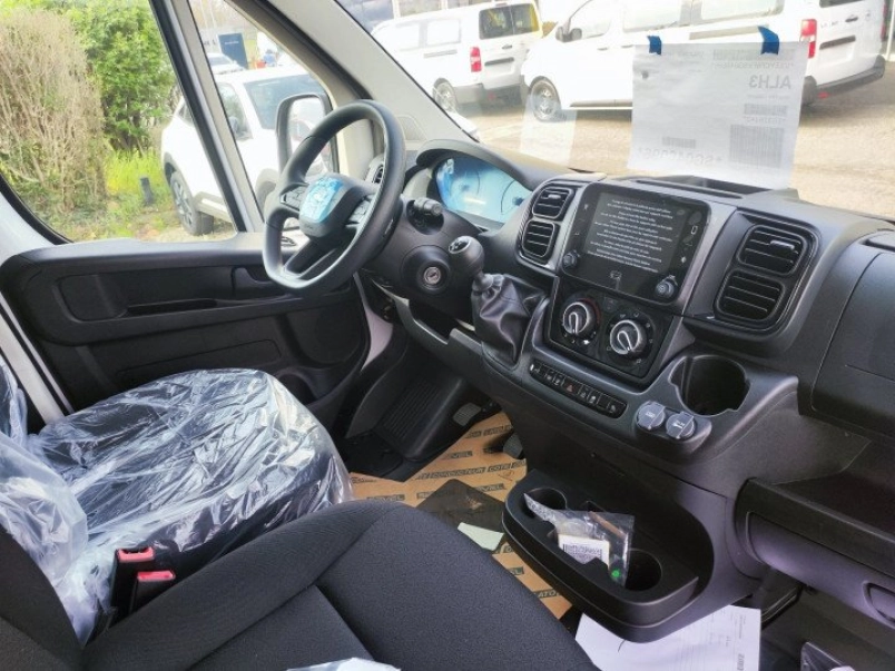 opel-movano-2-2-bluehdi-cargo-35-l3h2-992248_1136063_5