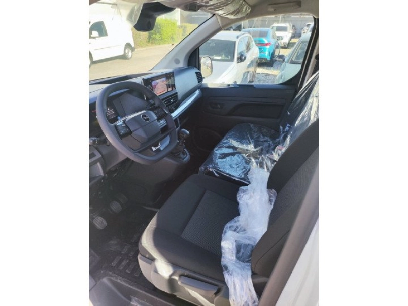 opel-vivaro-2-0-d-cargo-l-megnovelt-tolatokamera-teljes-rakterburkolat-android-auto-apple-carplay-269689_1146817_5