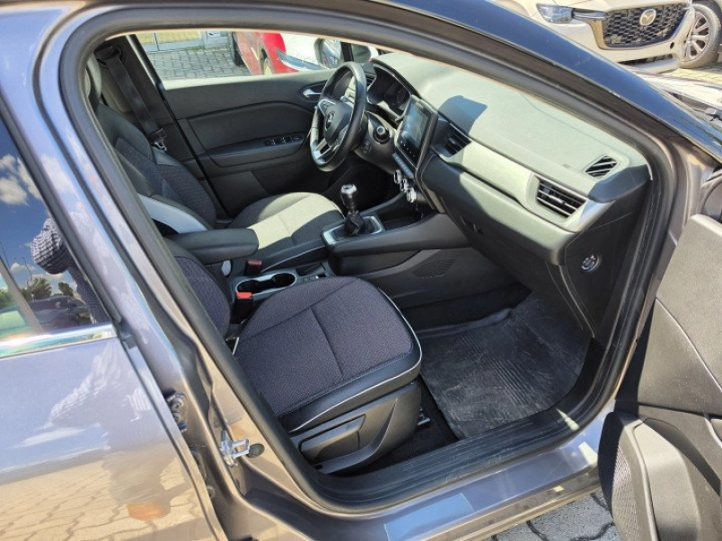 renault-captur-1-3-tce-mhybrid-intens-magyarorszagi-1-tulaj-71e-km-339556_1254796_11