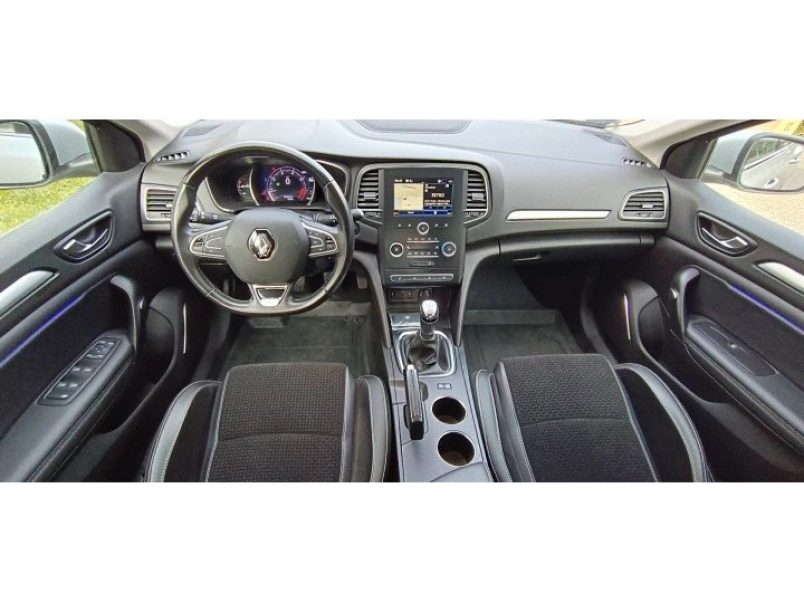 renault-megane-grandtour-1-3-tce-intens-mo-i-121e-km-navi-ulesfutes-tolatoradar-riaszto-afa-s-127816_1172626_5