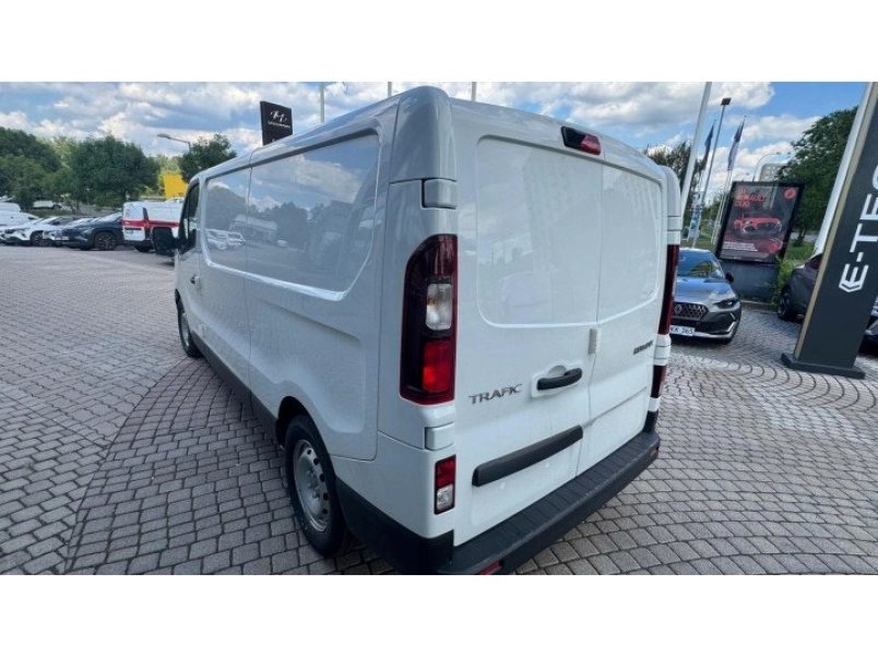 renault-trafic-2-0-blue-dci-110-l2h1-p3-extra-2-szemelyes-rendelheto-a-kep-csak-illusztracio-166841_1252617_4