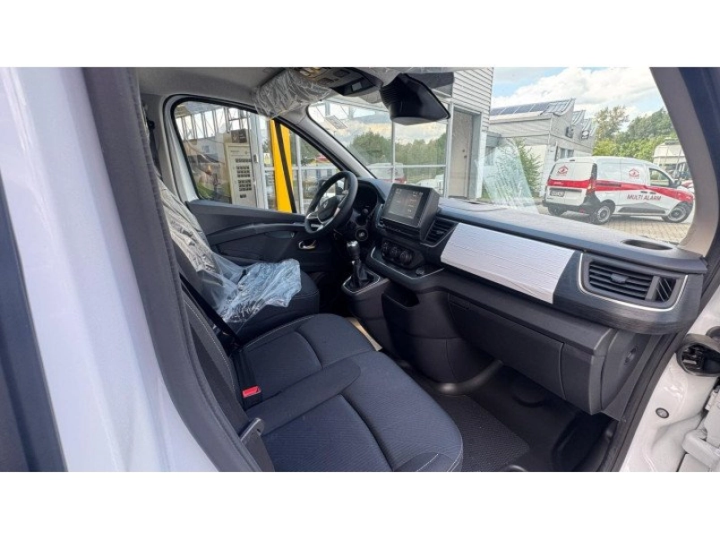 renault-trafic-2-0-blue-dci-150-l2h1-p3-extra-2-szemelyes-keszleten-levo-0-km-es-auto-oriasi-kedvezmennyel-azonnal-elviheto-275341_1252619_6