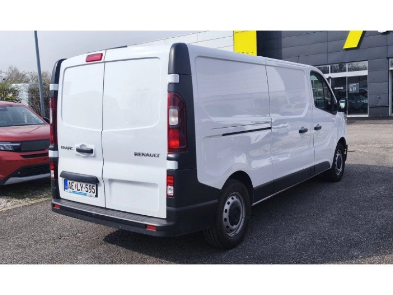 renault-trafic-2-0-blue-dci-150-l2h1-p3-extra-mo-i-74e-km-vez-sz-konyv-gyari-garancia-tolatoradar-kavosz-max-plusz-kamat-fix-3-ev-108400_1170730_3