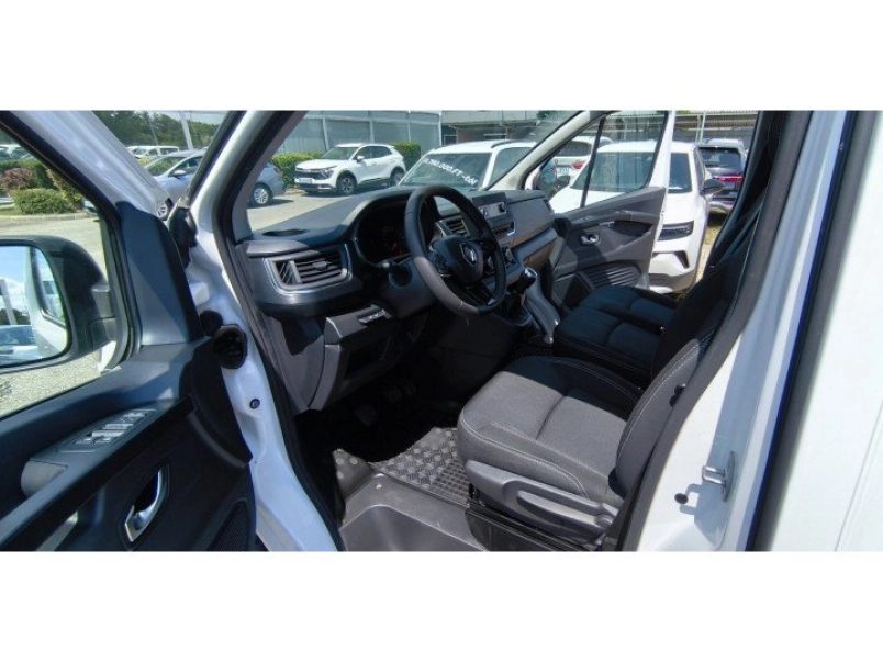 renault-trafic-2-0-blue-dci-150-l2h1-p3-extra-mo-i-74e-km-vez-sz-konyv-gyari-garancia-tolatoradar-kavosz-max-plusz-kamat-fix-3-ev-180288_1229940_7