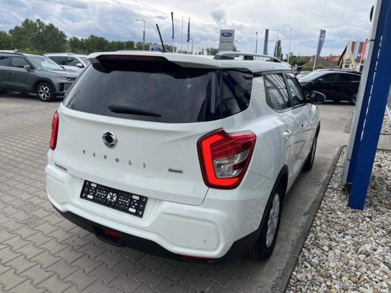 ssangyong-tivoli-grand-1-5-gdi-t-style-automata-m-o-i-2032-ig-garancialis-vegig-vezetett-szervizkonyv-109541_1264409_5