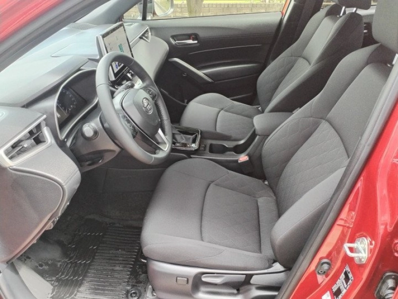 toyota-corolla-cross-1-8-hybrid-style-e-cvt-plusz-teli-kerekgarnitura-129487_1174080_7