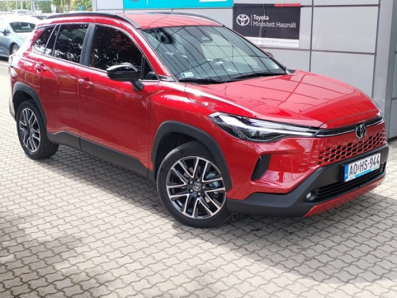 TOYOTA COROLLA CROSS
