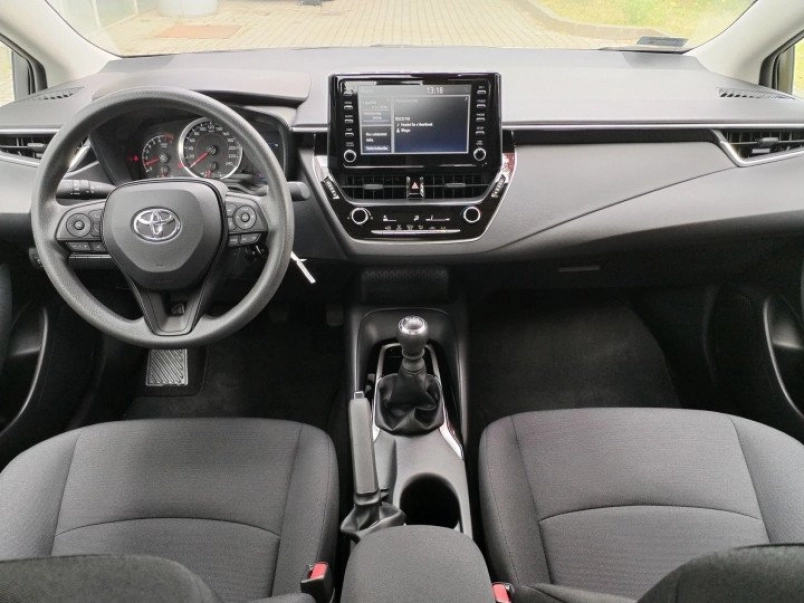 toyota-corolla-sedan-1-5-active-153526_1172622_11