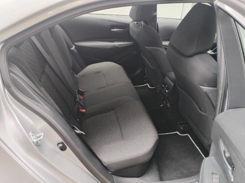 toyota-corolla-sedan-1-8-hybrid-comfort-tech-e-cvt-114006_1272422_9