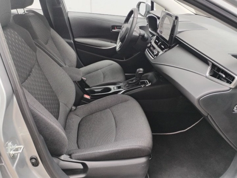 toyota-corolla-sedan-1-8-hybrid-comfort-tech-e-cvt-397758_1272422_10