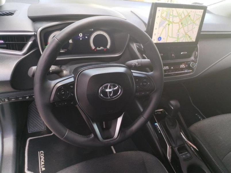 toyota-corolla-sedan-1-8-hybrid-style-e-cvt-281619_1270157_12