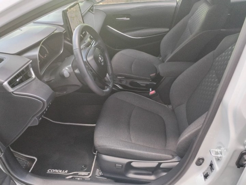 toyota-corolla-sedan-1-8-hybrid-style-e-cvt-981364_1270157_7