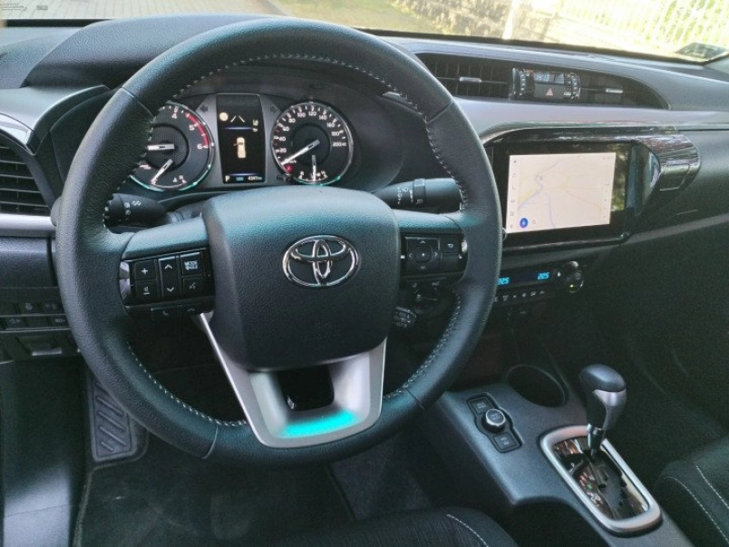 toyota-hi-lux-2-8-d-4d-4x4-double-active-automata-978933_1214014_12