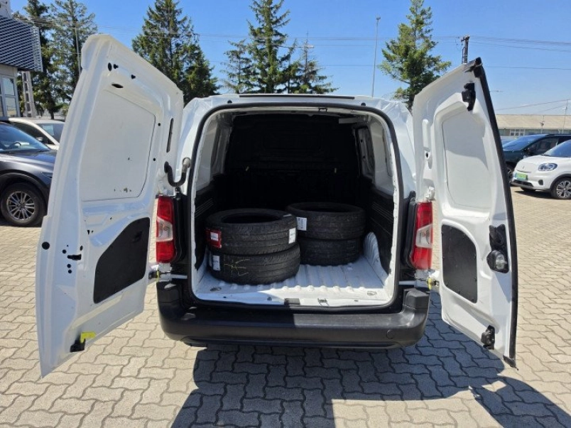 toyota-proace-city-1-5-d-active-smart-cargo-l2h1-magyarorszagi-1-tulaj-garancialis-102358_1300499_5