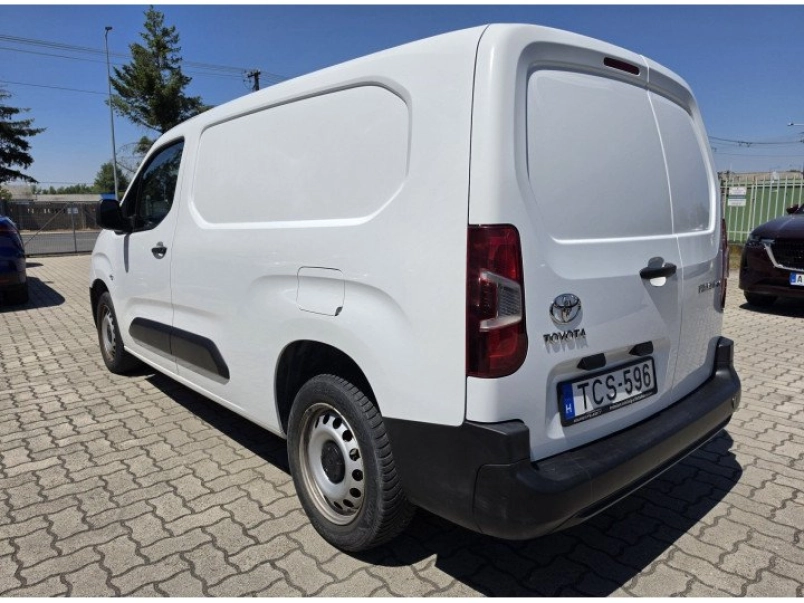 toyota-proace-city-1-5-d-active-smart-cargo-l2h1-magyarorszagi-1-tulaj-garancialis-434946_1300499_3