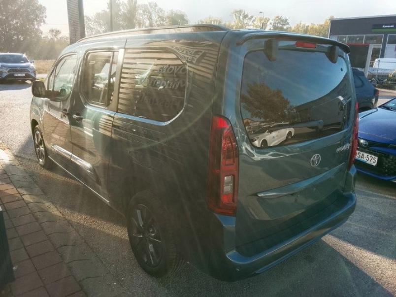 toyota-proace-city-verso-1-5d-family-l2h1-7-szemely-203012_1502420_2