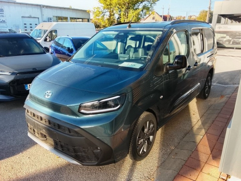 toyota-proace-city-verso-1-5d-family-l2h1-7-szemely-282320_1502420_5
