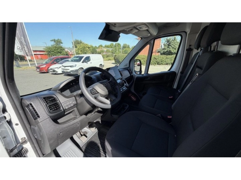 toyota-proace-max-2-2-d-4d-l3h2-3-5-t-active-multimedia-tobbfele-meretben-is-elerheto-112949_1316470_6