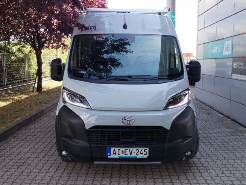 toyota-proace-max-2-2-d-4d-l3h2-3-5-t-executive-at8-102405_1208749_6