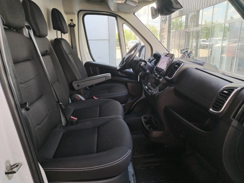 toyota-proace-max-2-2-d-4d-l3h2-3-5-t-executive-at8-368941_1208749_10