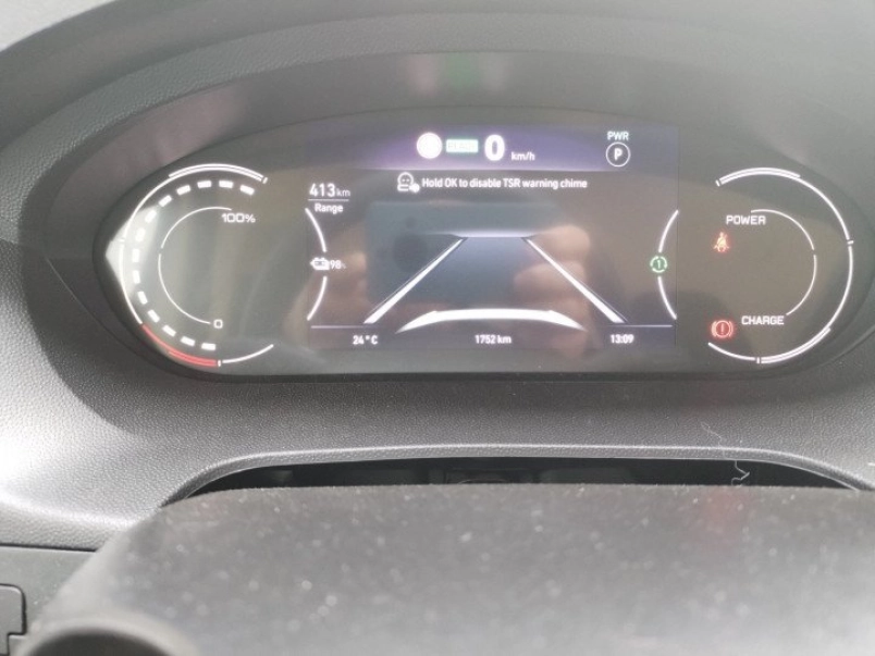 toyota-proace-max-ev-3-5t-l3h2-110-kwh-active-multimedia-automata-110118_1208748_12