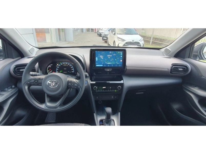 toyota-yaris-cross-1-5-hybrid-executive-bi-tone-e-cvt-383403_1170741_5