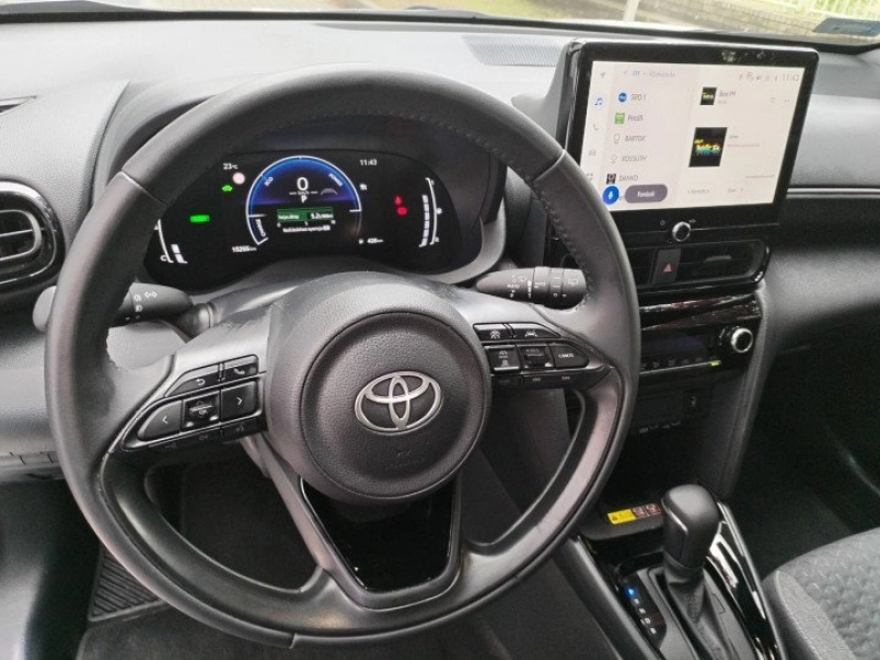 toyota-yaris-cross-1-5-hybrid-style-e-cvt-195765_1270156_12