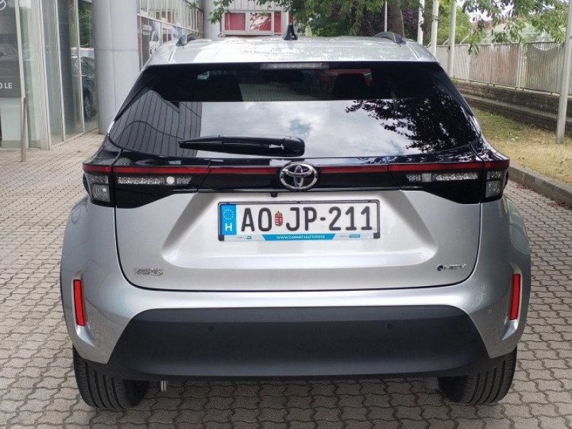 toyota-yaris-cross-1-5-hybrid-style-e-cvt-311309_1270156_3