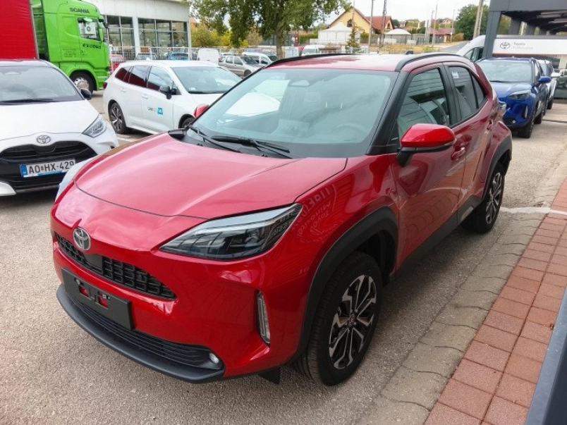 toyota-yaris-cross-1-5-hybrid-style-e-cvt-keszletrol-130le-103129_1392211_4