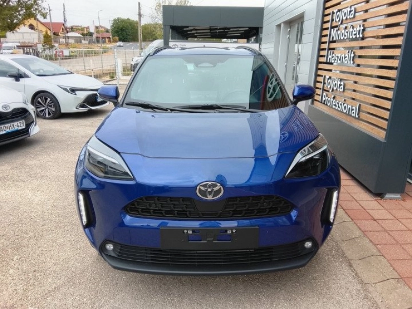 toyota-yaris-cross-1-5-hybrid-style-e-cvt-keszletrol-130le-224225_1392212_2