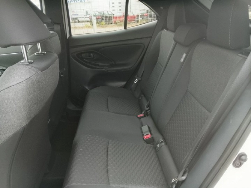 toyota-yaris-cross-1-5-hybrid-style-e-cvt-keszletrol-130le-354463_1392210_8