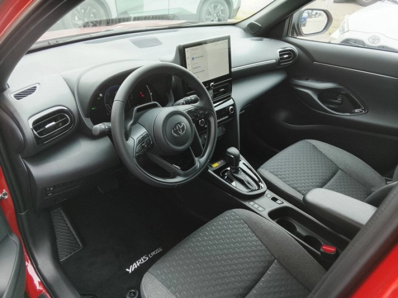 toyota-yaris-cross-1-5-hybrid-style-e-cvt-keszletrol-130le-427944_1392211_7