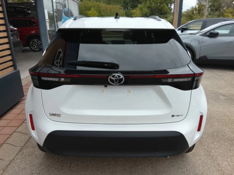 toyota-yaris-cross-1-5-hybrid-style-e-cvt-keszletrol-130le-505494_1392210_3