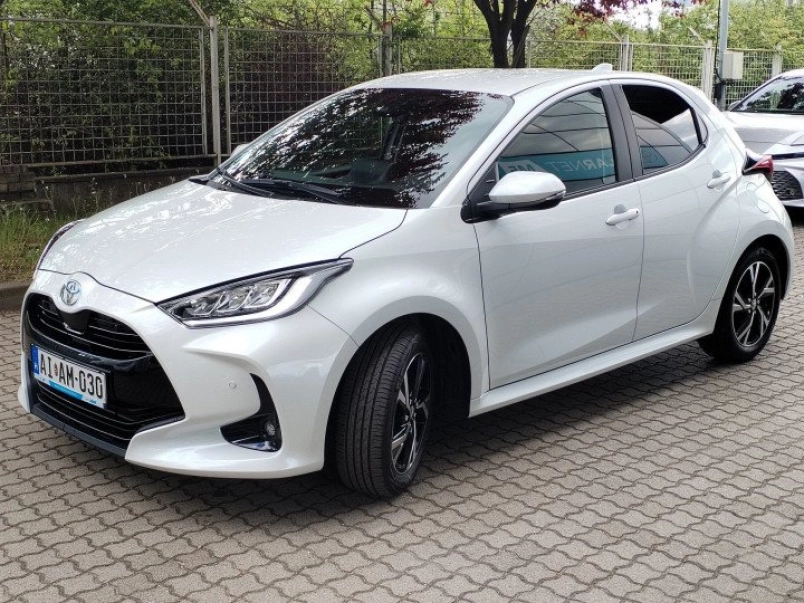 toyota-yaris-iv-1-5-vvt-i-style-2-ev-minositett-hasznaltauto-garancia-139085_1172620_5