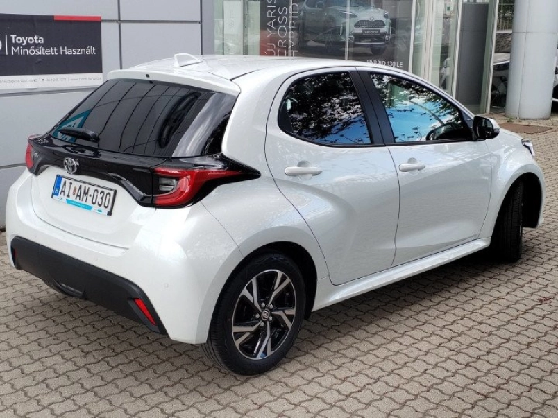 toyota-yaris-iv-1-5-vvt-i-style-2-ev-minositett-hasznaltauto-garancia-166851_1172620_2