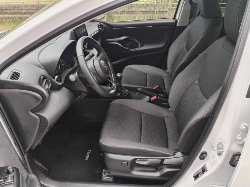 toyota-yaris-iv-1-5-vvt-i-style-2-ev-minositett-hasznaltauto-garancia-518779_1172620_7