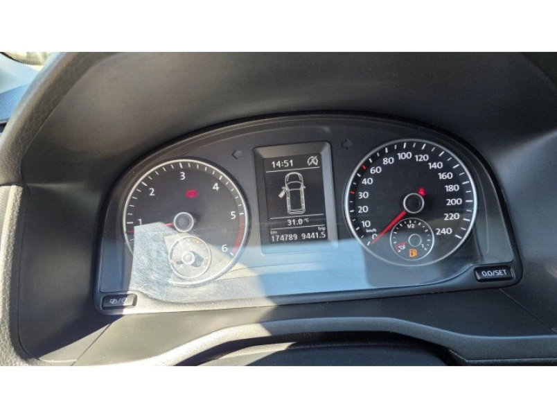 volkswagen-caddy-2-0-tdi-scr-bmt-trendline-4motion-magyar-2-tulaj-szervizelt-teli-nyari-gumikkal-208910_1438129_11